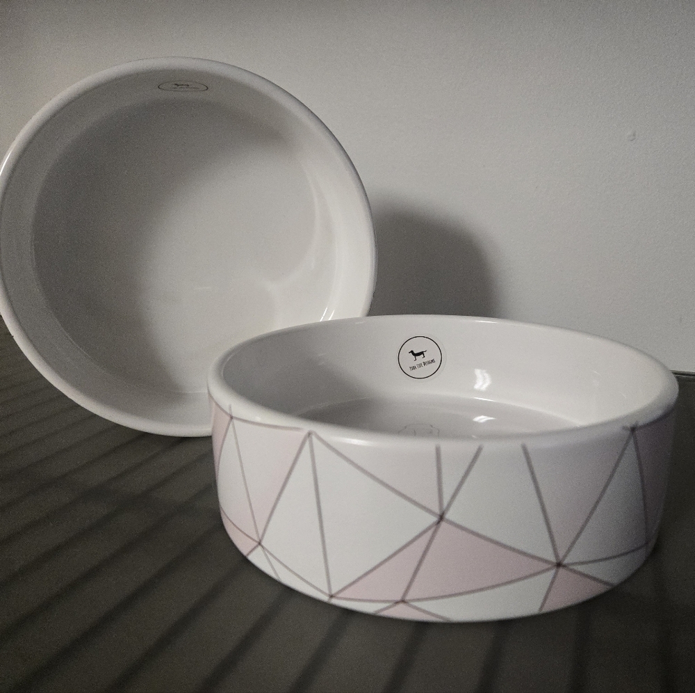 Set Of 2 Geometric Pink and White Ceramic Pet Bowl Medium